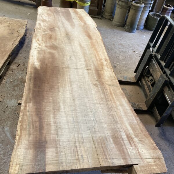 Live Edge Board B16